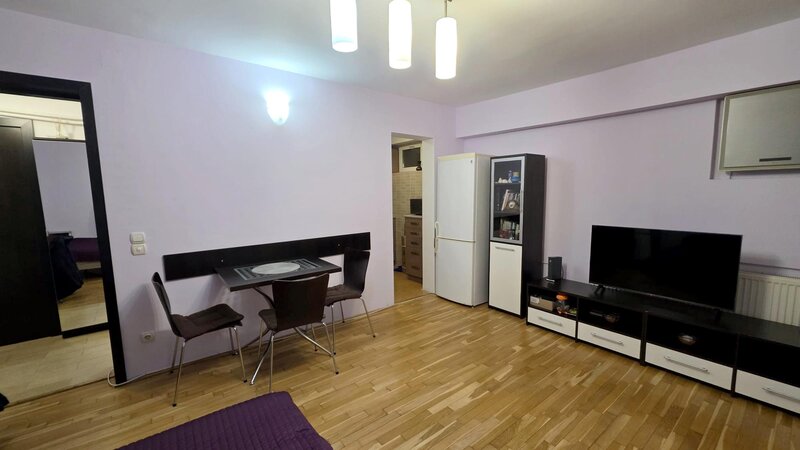 Iancului, Obor metrou zona Avrig garsoniera mobilata, 37 mp, bloc anvelopat