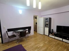 Obor, metrou, zona Avrig, garsoniera mobilata, etaj 5, bloc anvelopat